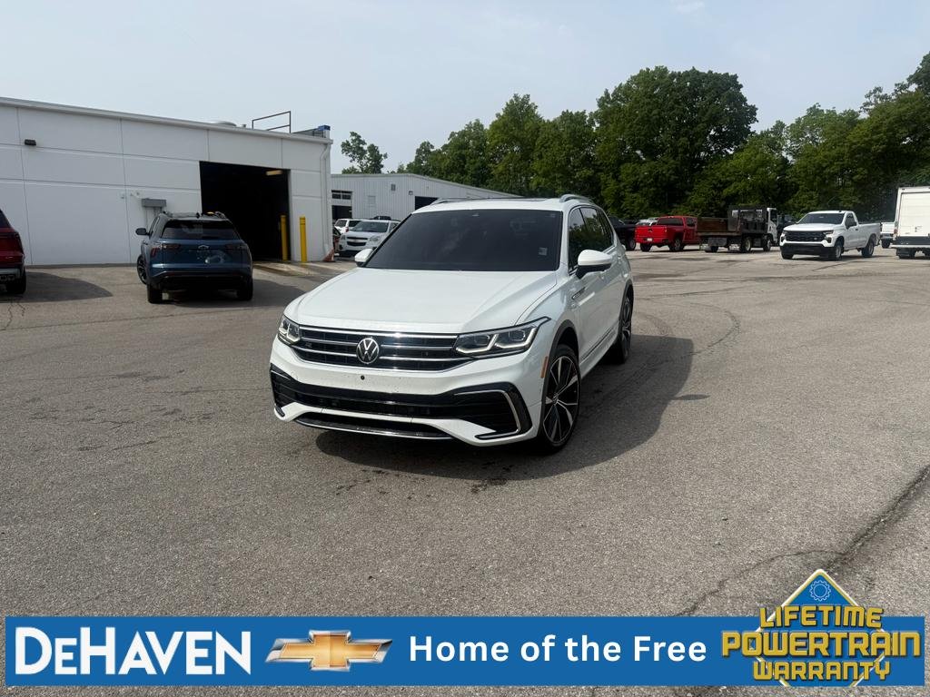 2023 Volkswagen Tiguan 2.0T SEL R-Line 4Motion's photo