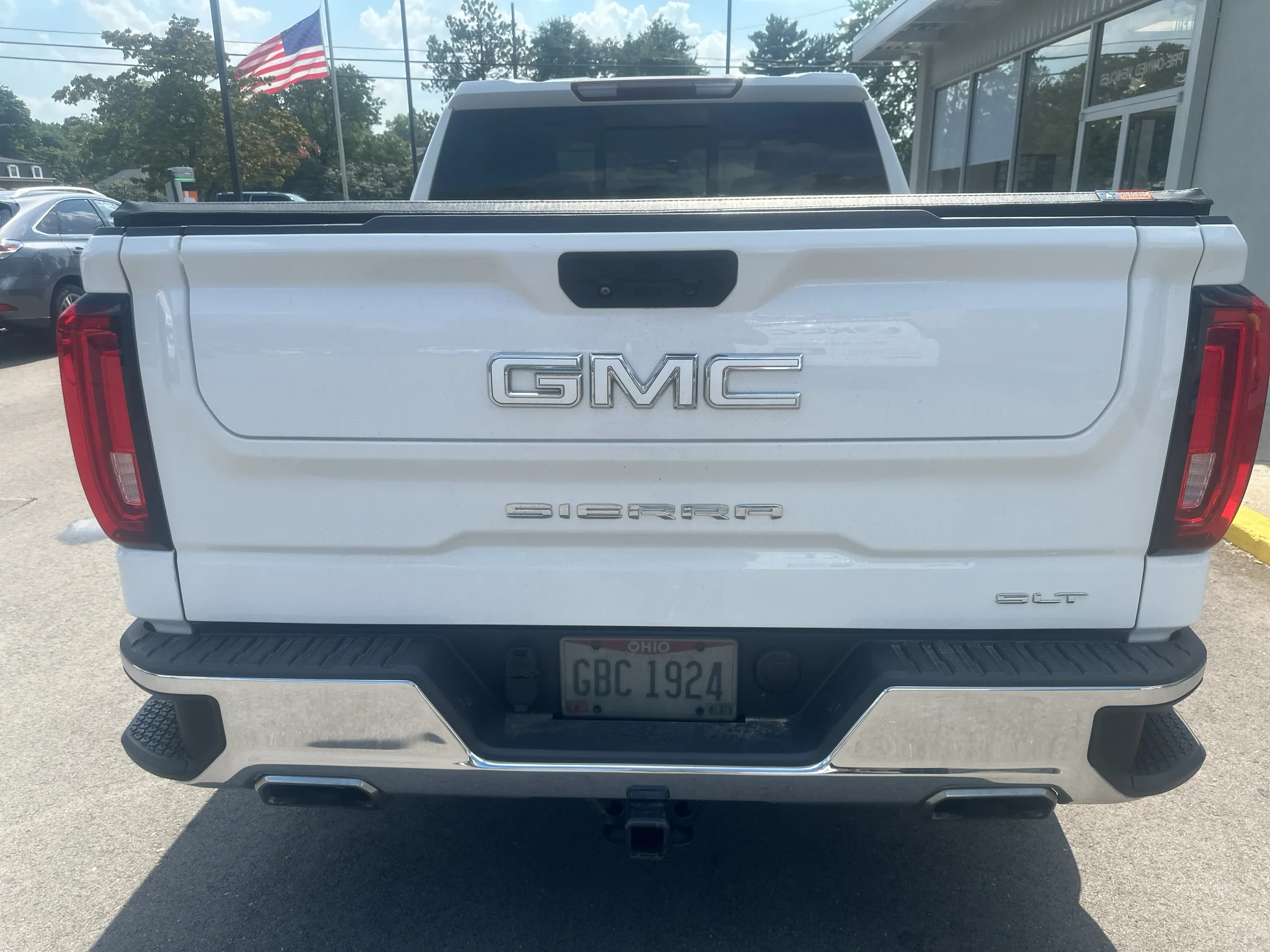 Used 2019 Summit White GMC SLT image 6
