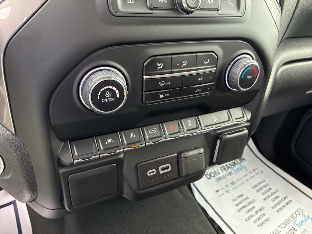 Used 2025 White Chevrolet Custom Trail Boss image 17