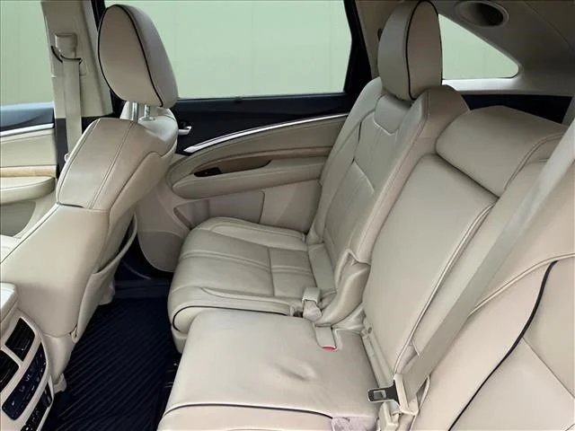 Used 2019 White Acura 3.5L Advance Pkg w/Entertainment Pkg image 8
