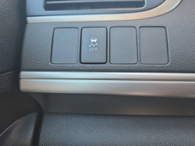 Used 2013 Gray Toyota SE image 24