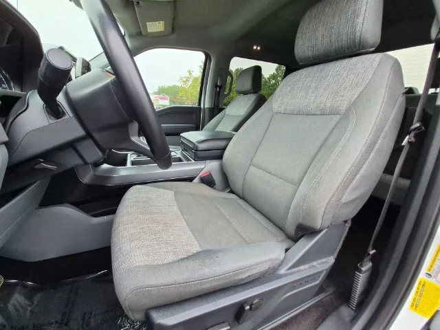 Used 2022 White Ford XLT image 21