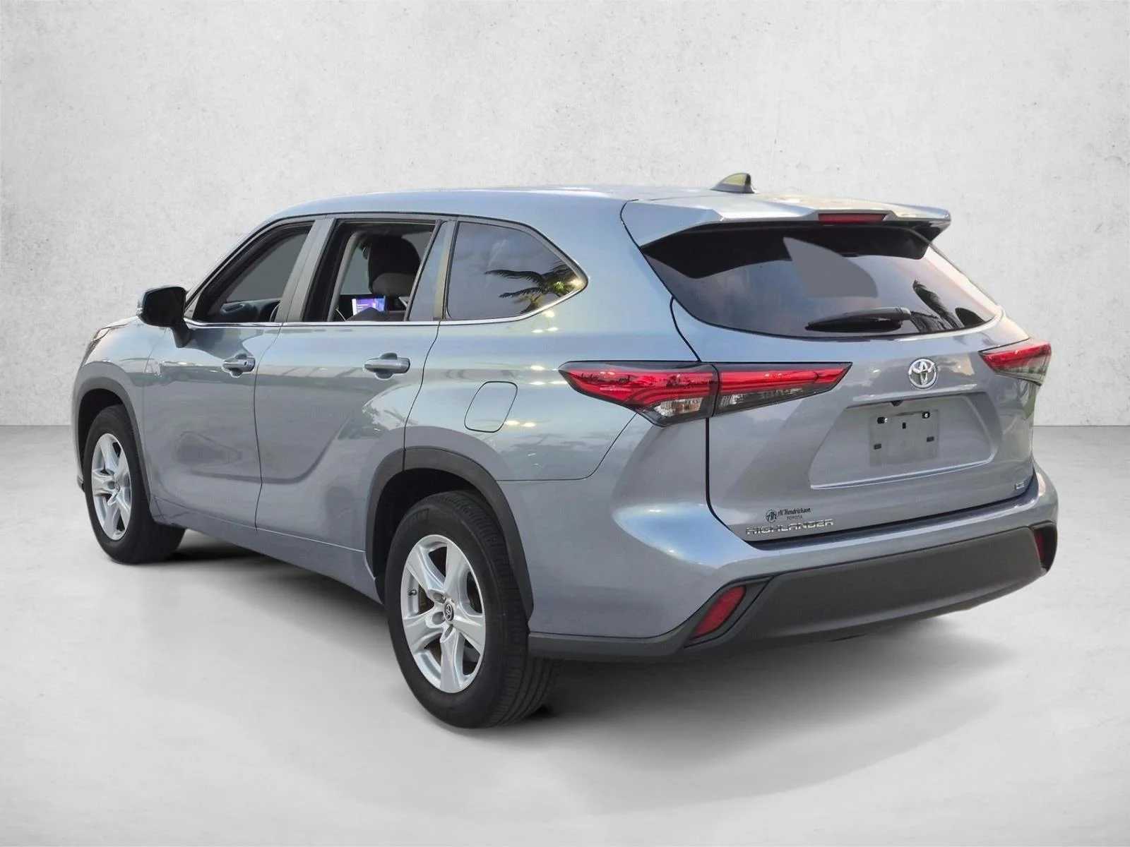 Used 2023 Moon Dust Toyota LE image 7