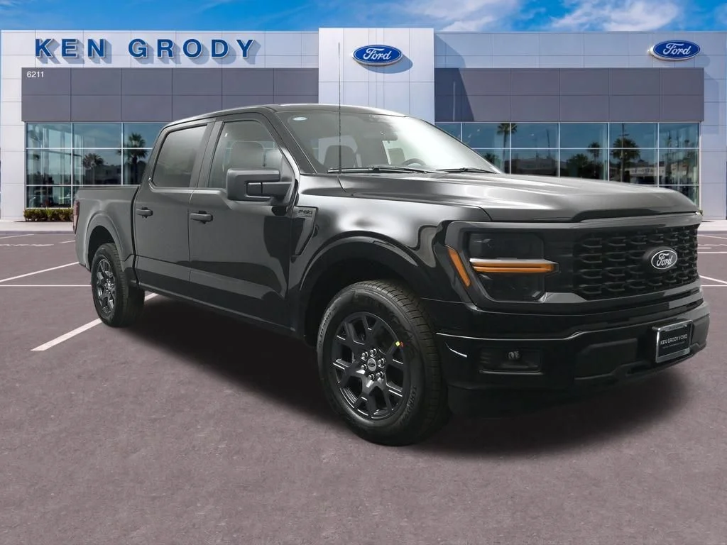 2026 Ford F-150 STX SuperCrew 5-1/2 Box's photo