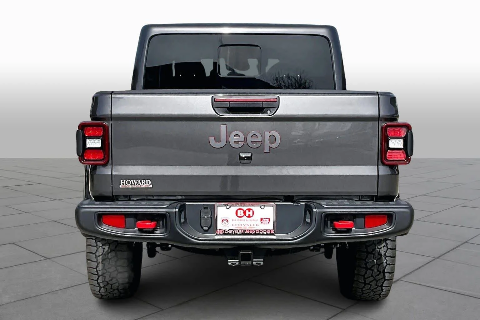 New 2026 Granite Crystal Metallic Clear-Coat Exterior Paint Jeep Rubicon image 5