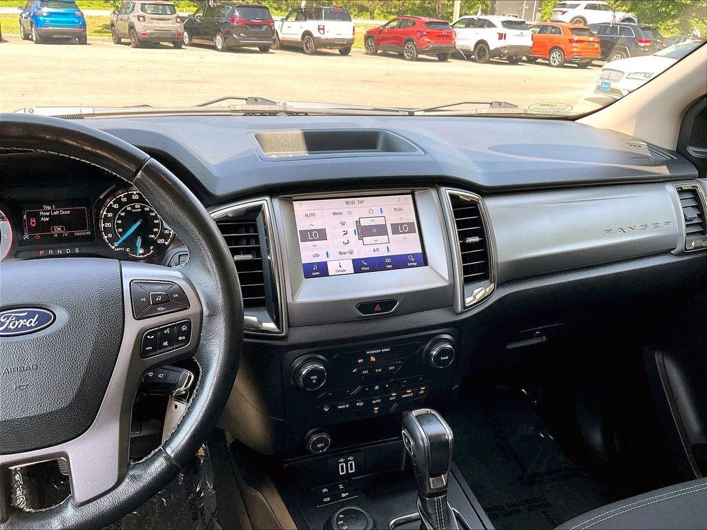 Used 2020 Black Ford XLT image 18