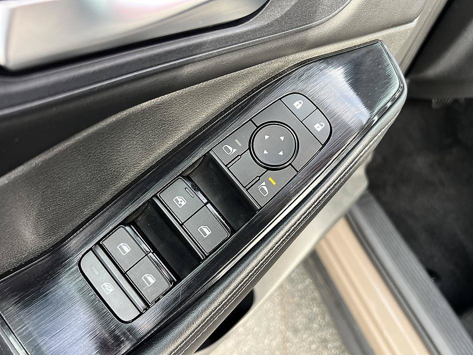 Used 2025 Baja Storm Metallic Nissan SV image 20