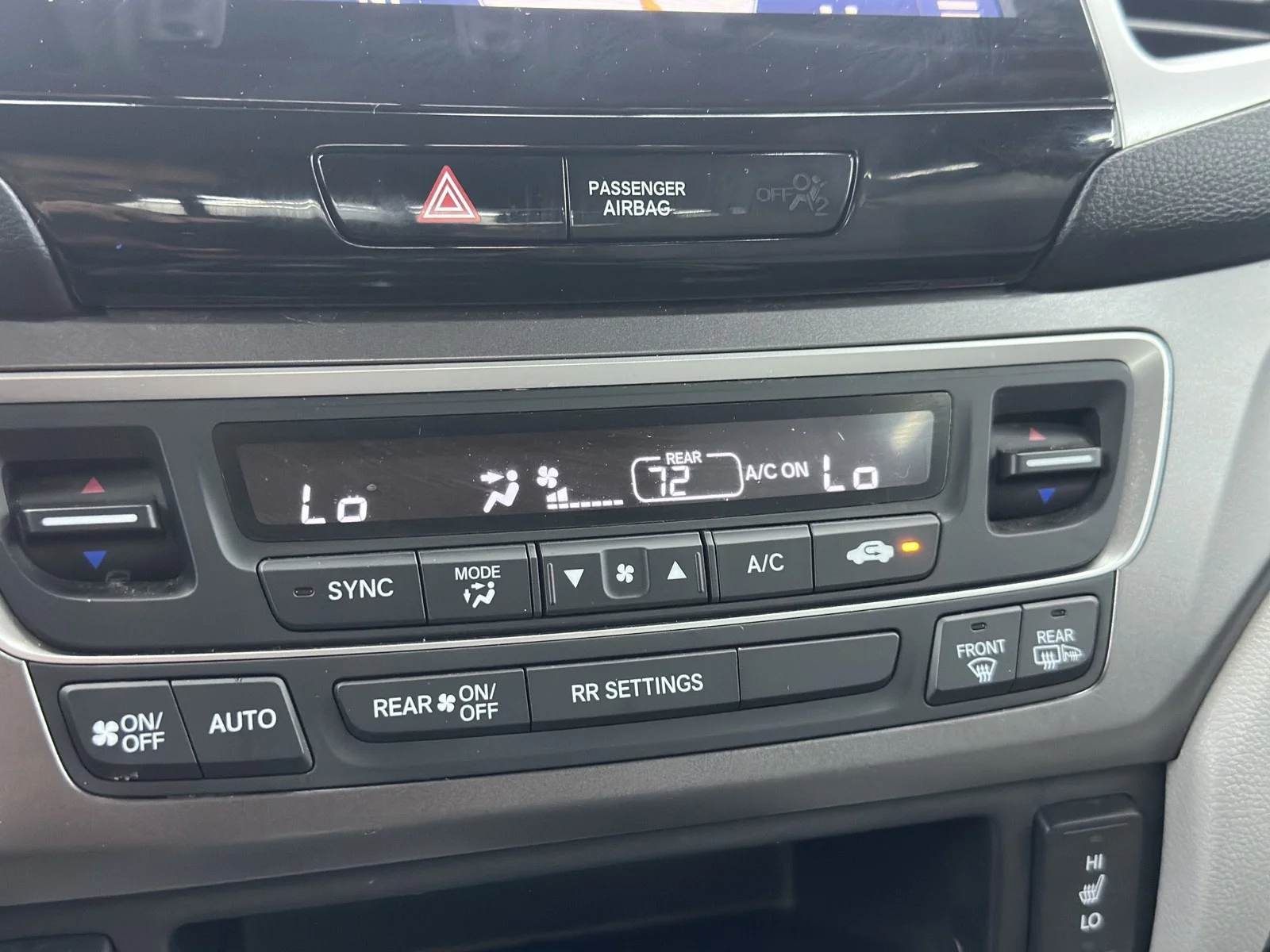Used 2019 Forest Mist Metallic Honda RTL-T AWD image 27