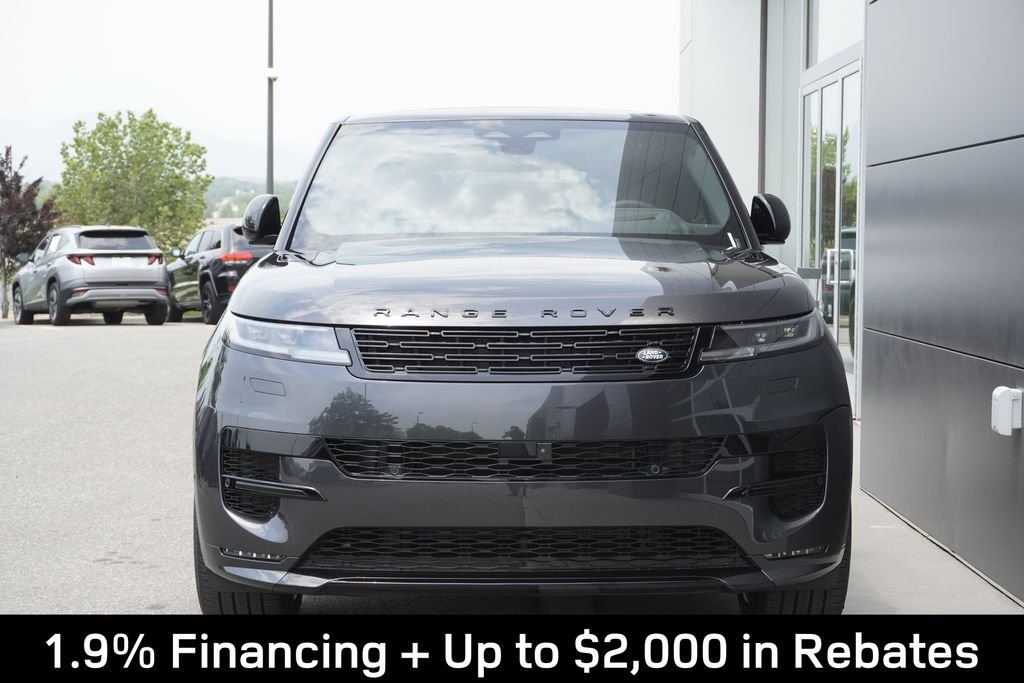 New 2026 Carpathian Grey Land Rover Dynamic SE image 5