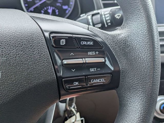 Used 2020 Silver Hyundai SEL image 23