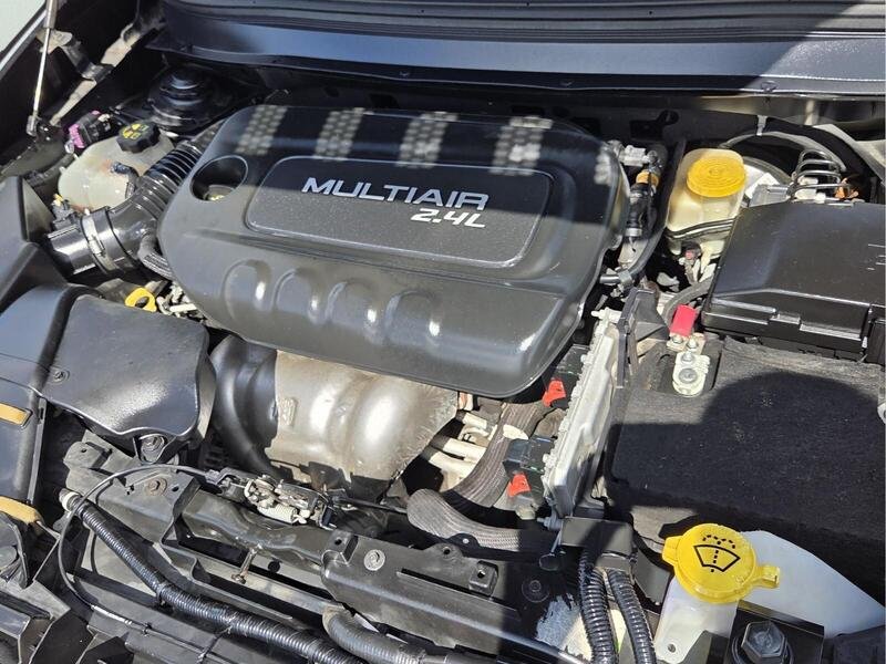 Used 2014 Brilliant Black Crystal Pearlc JEEP FWD 4DR SPORT image 21