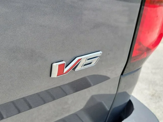 2022 Chevrolet Colorado Work Truck - Photo 8