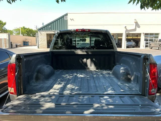 Used 2006 Gray Dodge Laramie image 21