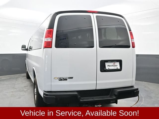 Used 2024 White Chevrolet LS image 5