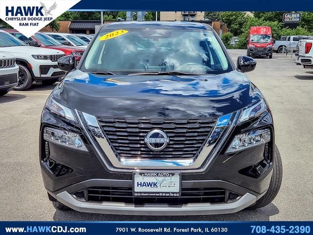 Used 2023 Black Nissan SV image 4