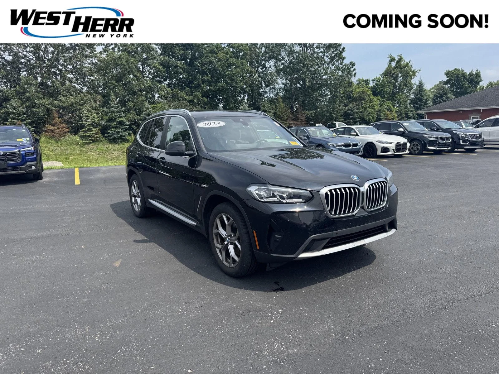 Used 2023 Jet Black BMW xDrive30i image 1
