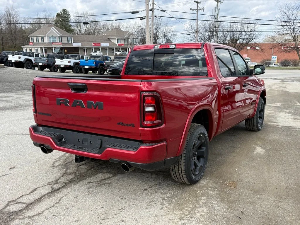New 2026 Molten Red Pearl-Coat Exterior Paint RAM Big Horn/Lone Star image 6