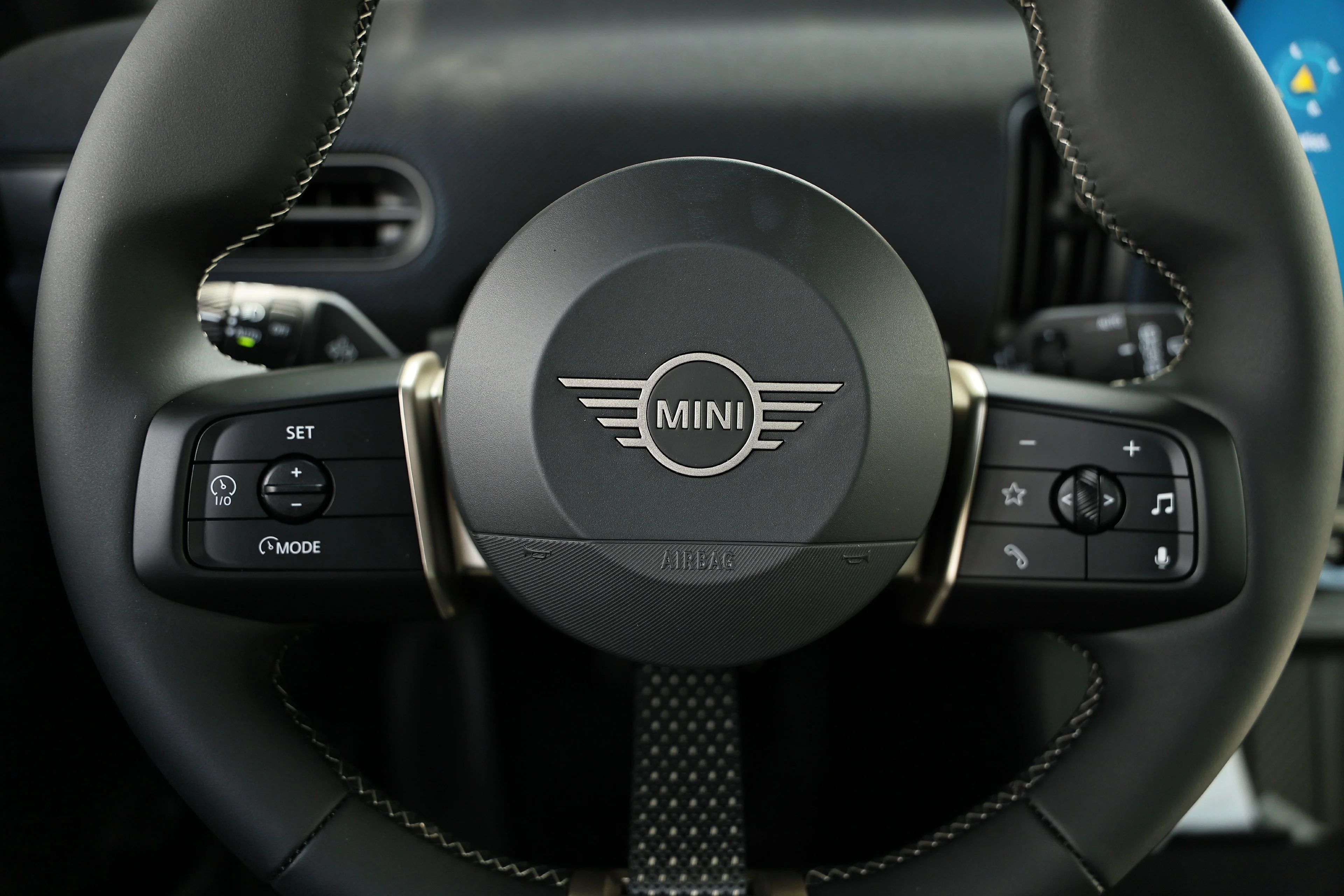 New 2026 British Racing Green MINI  image 30