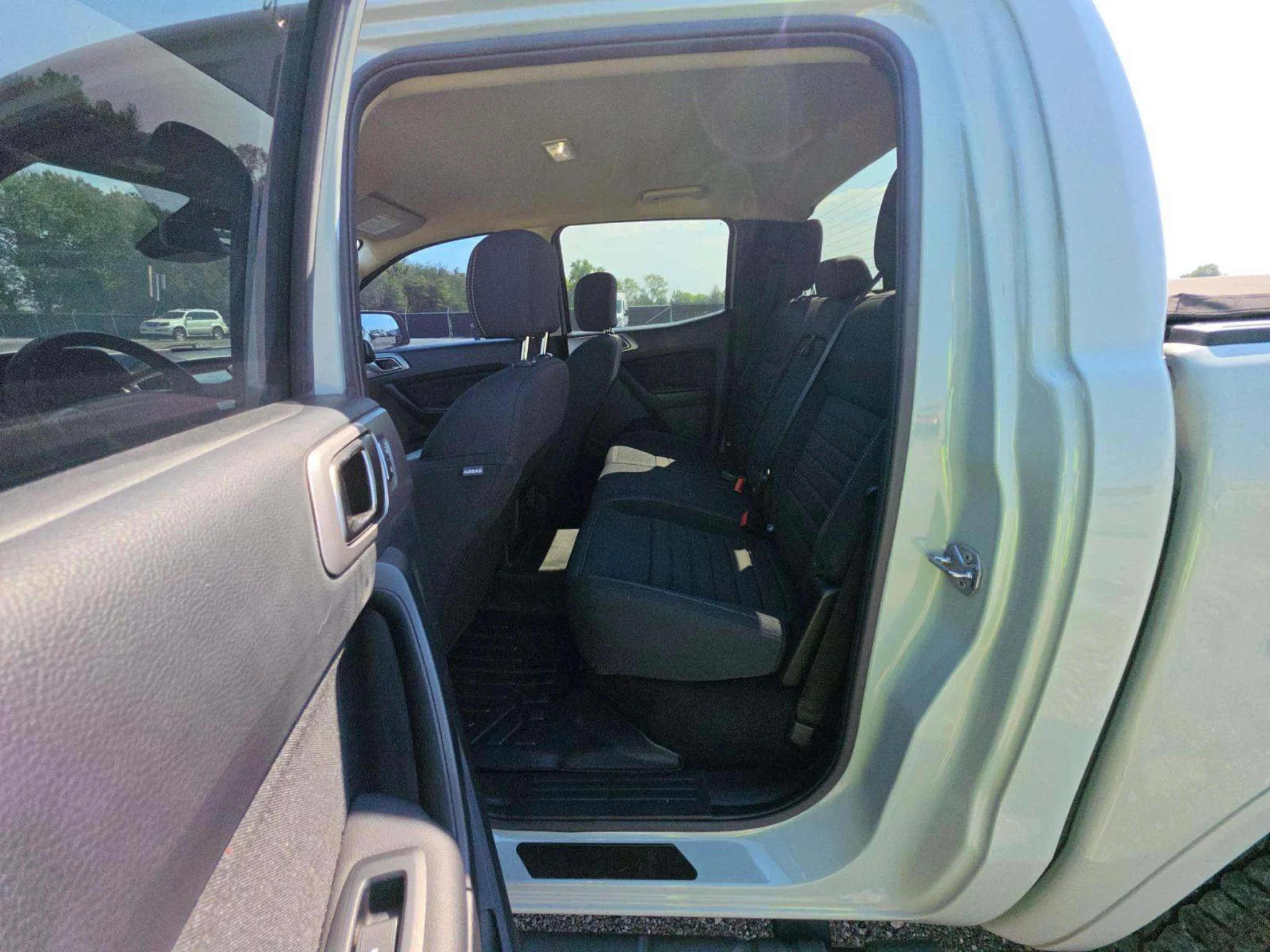 Used 2021 Cactus Gray Ford XLT image 7