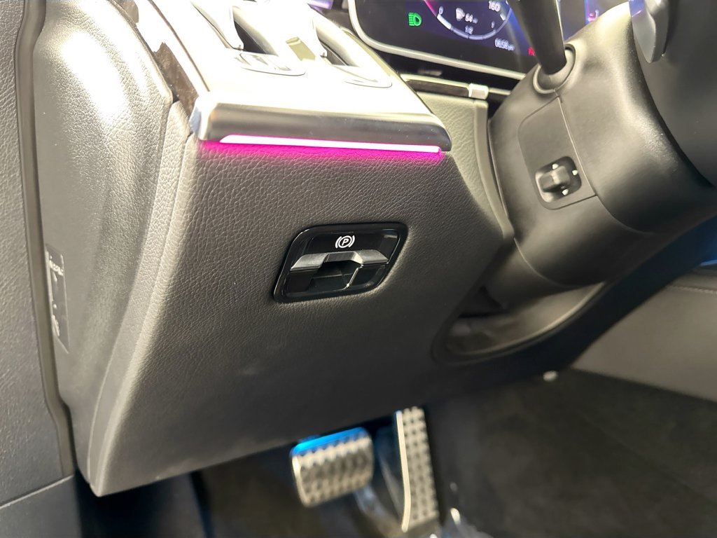 Used 2023 Black Mercedes-Benz S 580 image 10