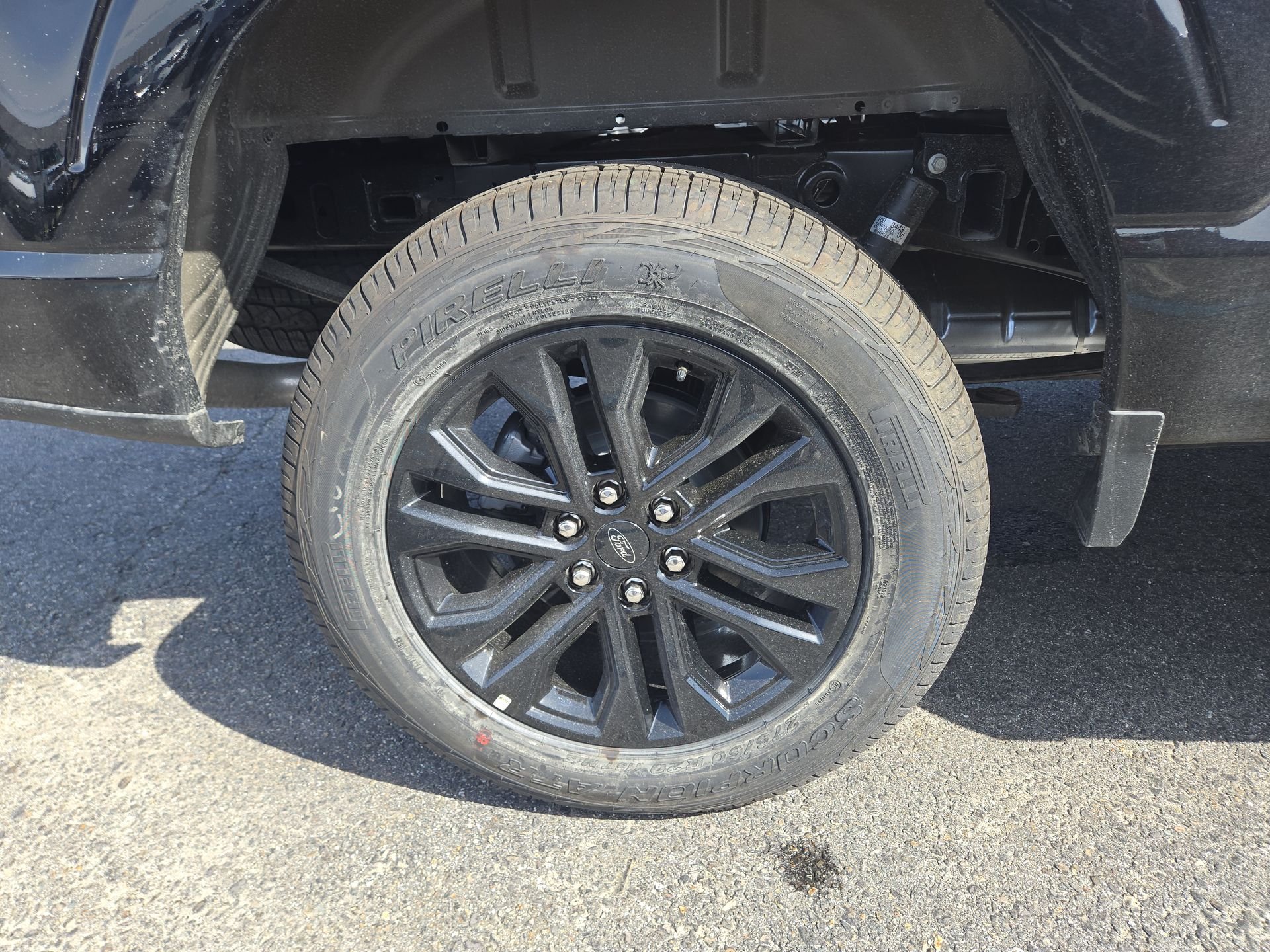 New 2026 Agate Black Metallic Ford XLT image 2