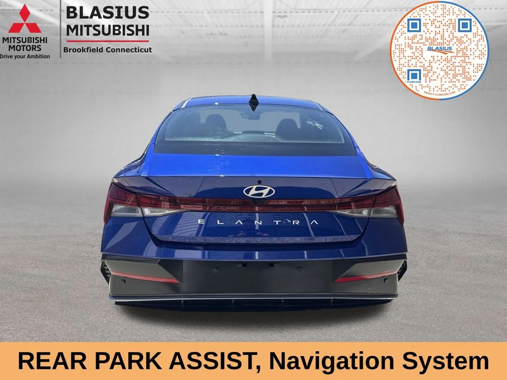 Used 2024 Blue Hyundai SEL image 9