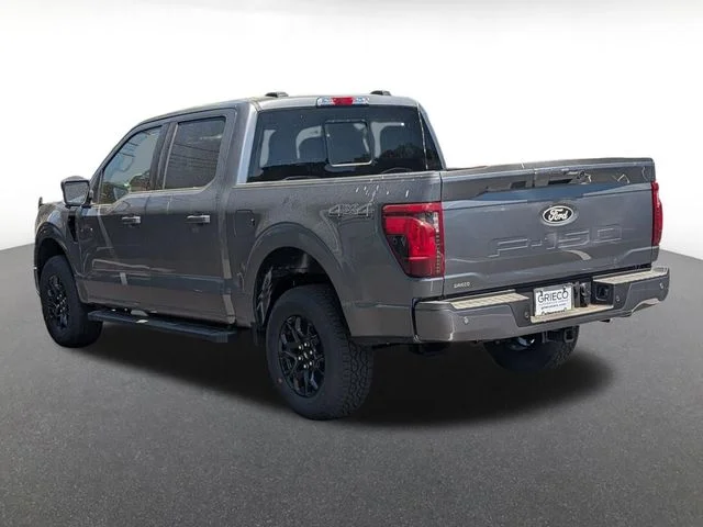 New 2026 Carbonized Gray Metallic Ford XLT image 5