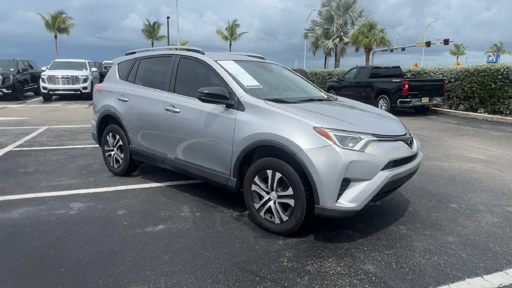 Used 2018 Silver Toyota LE image 2