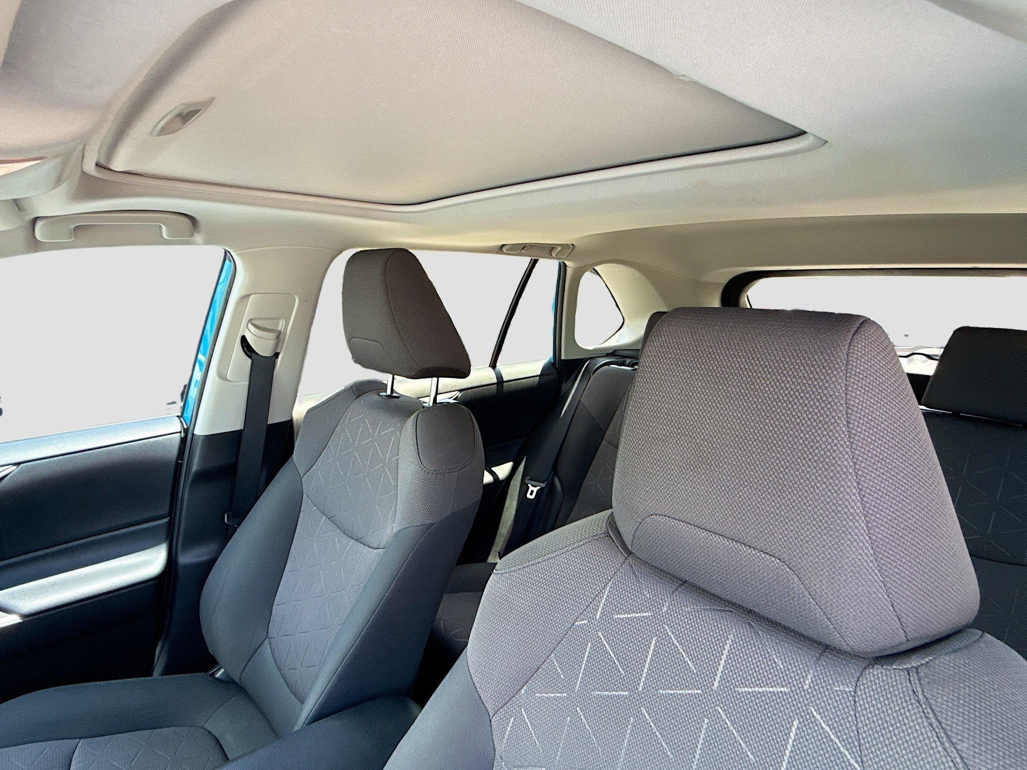 Used 2019 Blue Flame Toyota XLE image 26