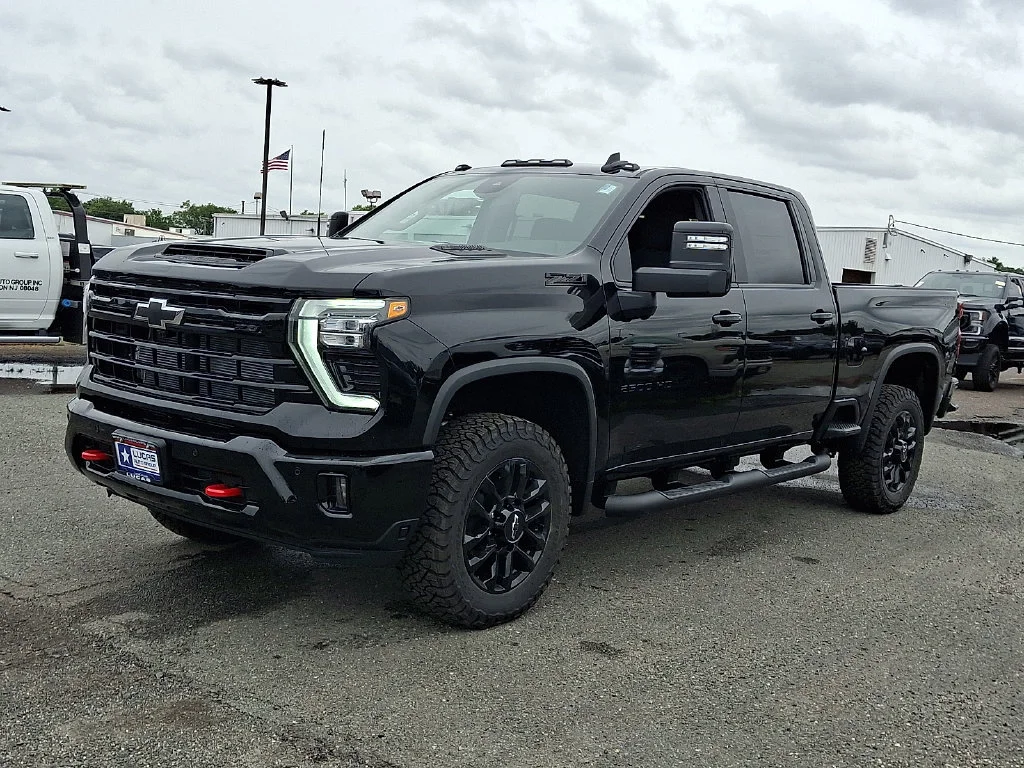 New 2026 Black Chevrolet LT image 4