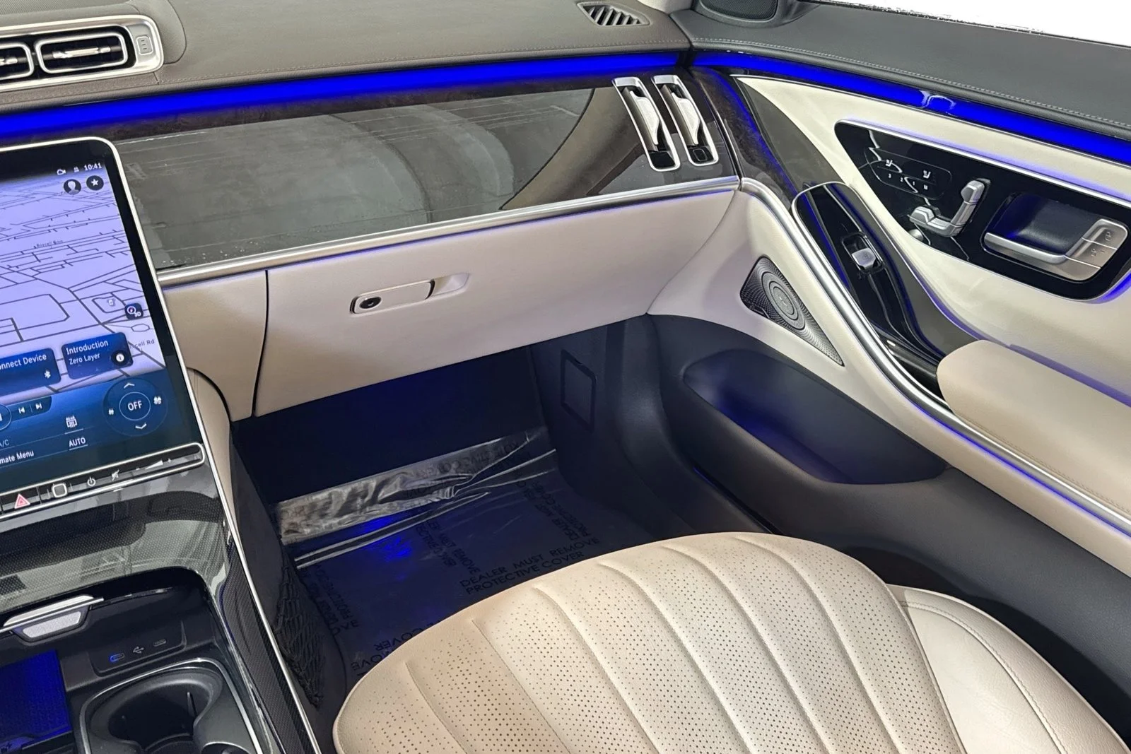 Used 2023 Manufaktur Diamond White Mercedes-Benz S 500 image 21
