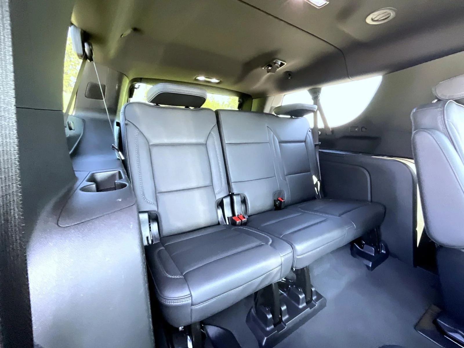Used 2025 White GMC Denali image 19