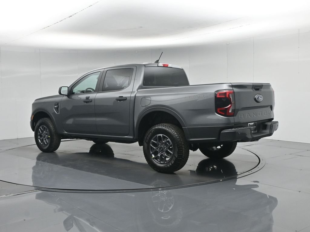 New 2026 Carbonized Gray Metallic Ford XLT image 6