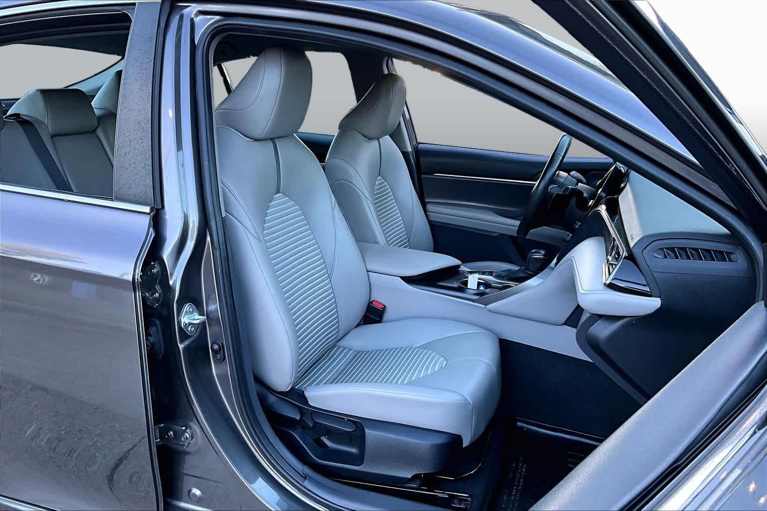 Used 2024 Predawn Gray Mica Toyota Hybrid SE image 9