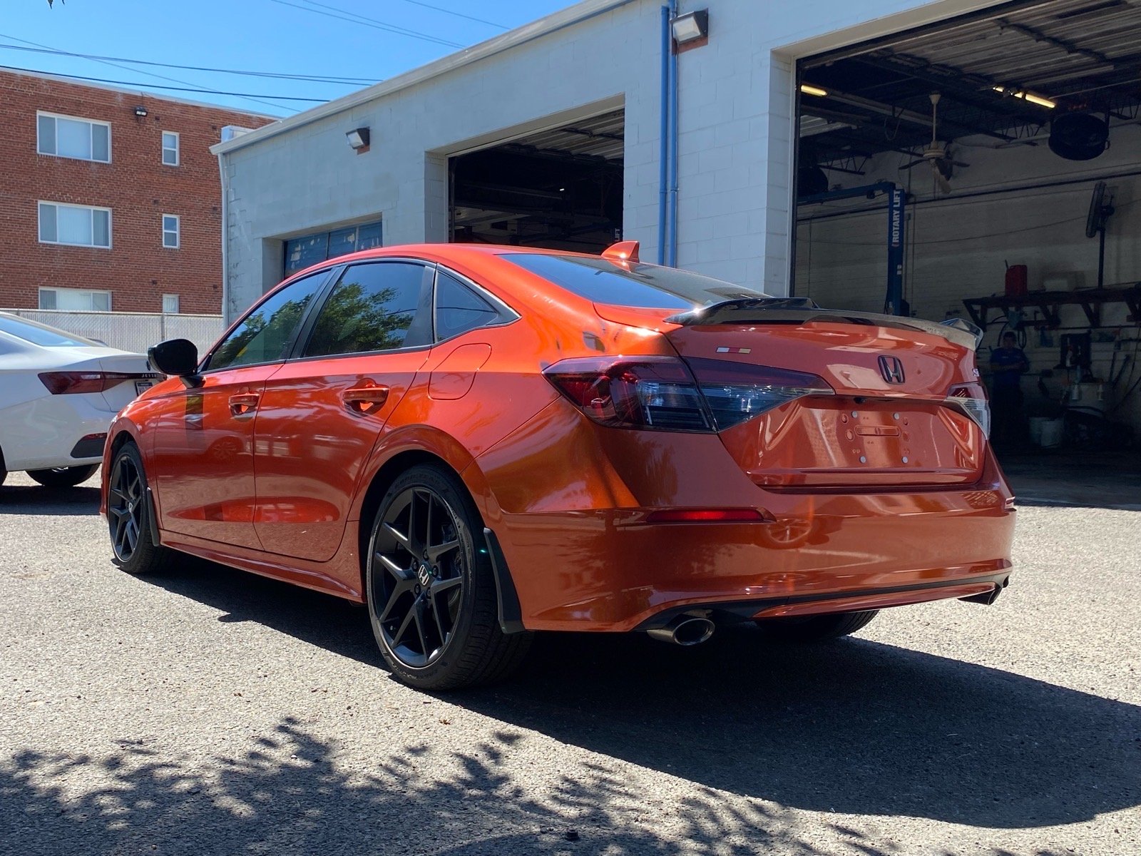 Used 2023  Honda Si image 3