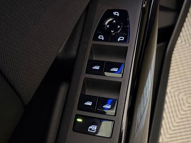 Used 2026 Tanzanite Blue II Met BMW 30 xDrive image 20