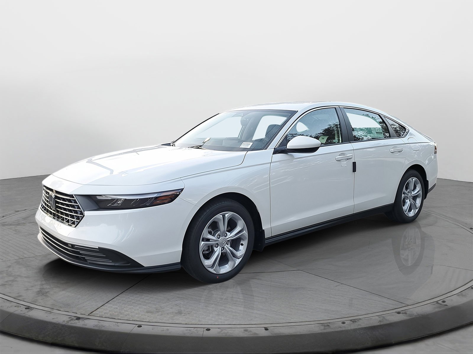 New 2026 Platinum White Pearl Honda LX image 3