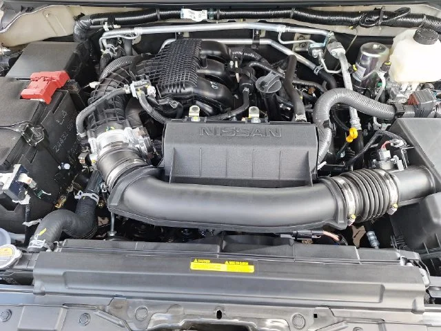 New 2027 Glacier White Nissan Crew Cab SV image 21