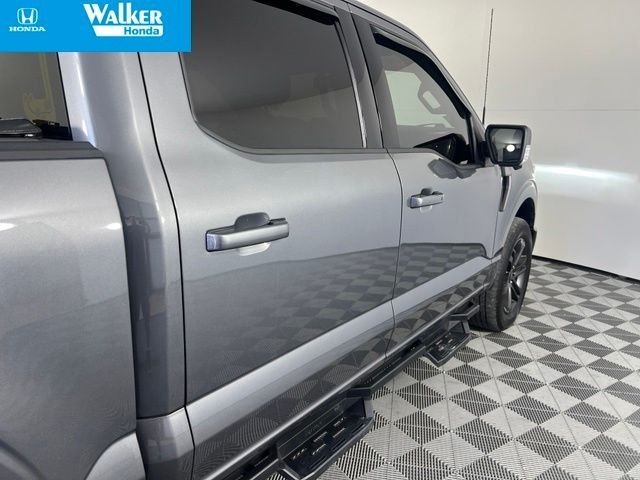 Used 2023 Gray Ford Lariat image 11