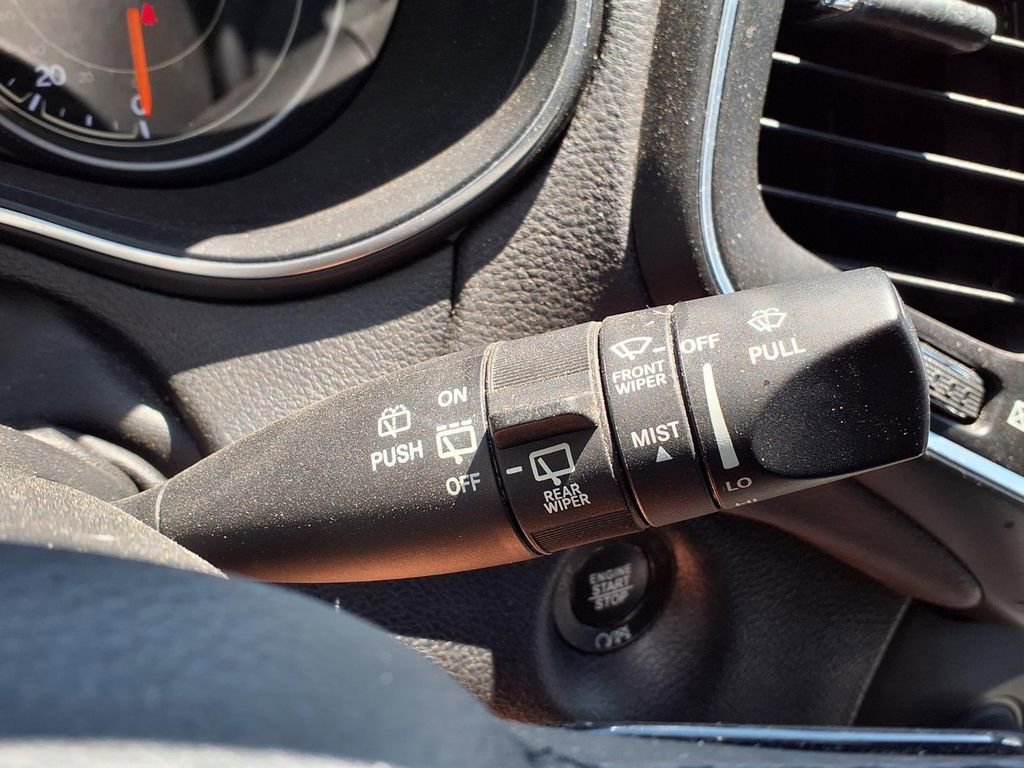 Used 2019 Sting-gray Clearc Jeep Latitude Plus image 15