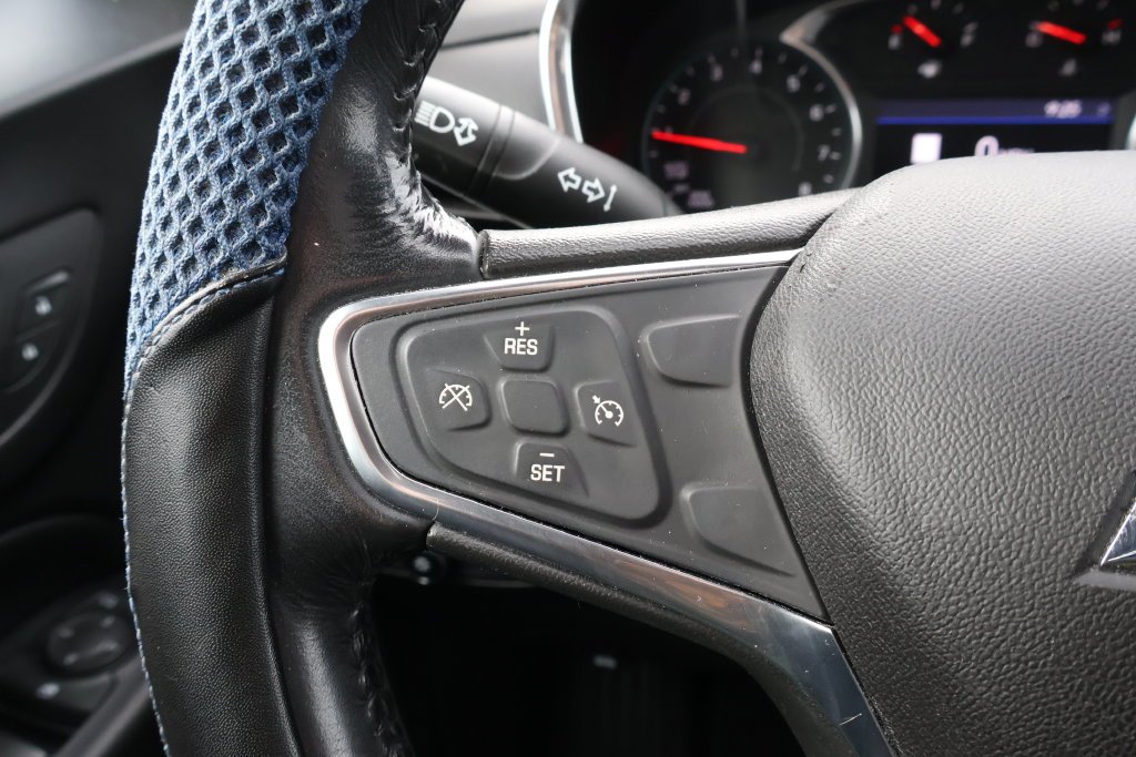 Used 2019 KINETIC BLUE METALLIC Chevrolet LT image 19