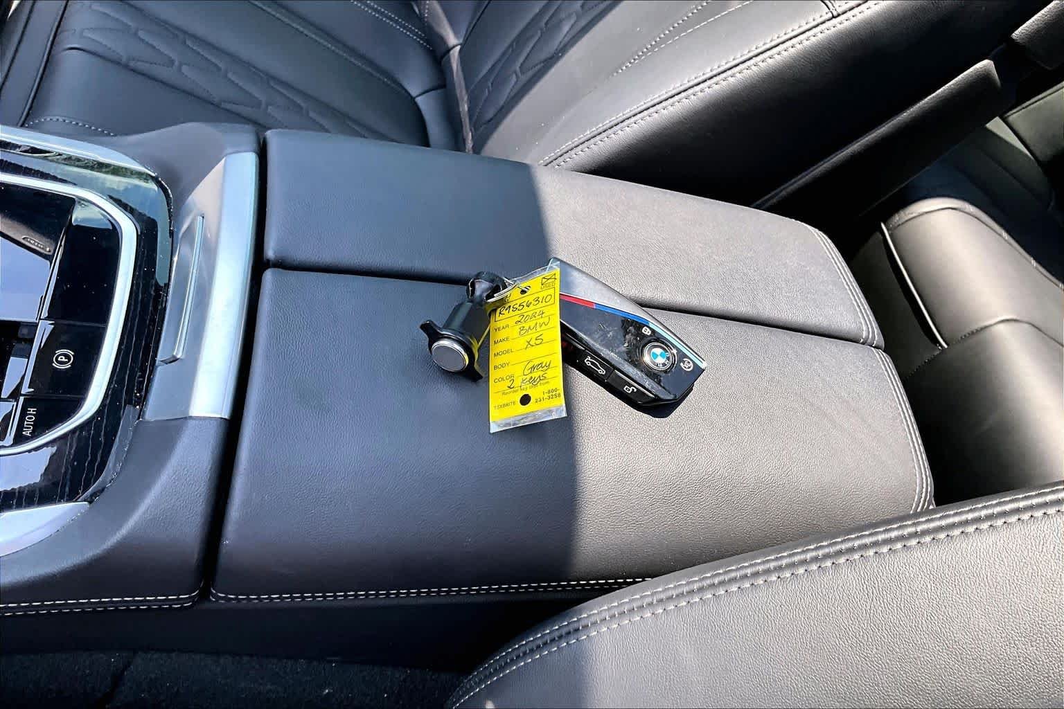 Used 2024 Skyscraper Grey Metallic BMW xDrive40i image 14
