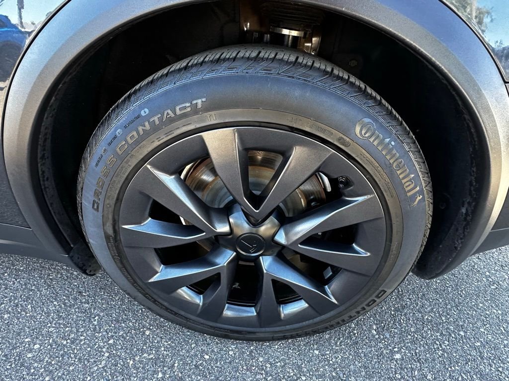 2024 Tesla Model X Long Range - Photo 10