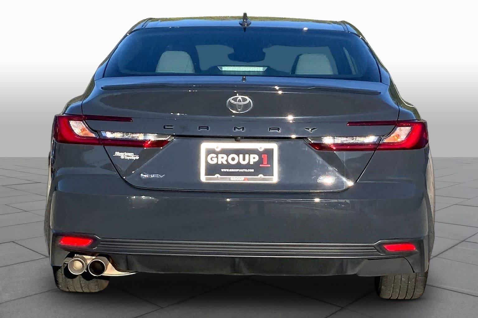 Used 2025 Underground Toyota SE image 5
