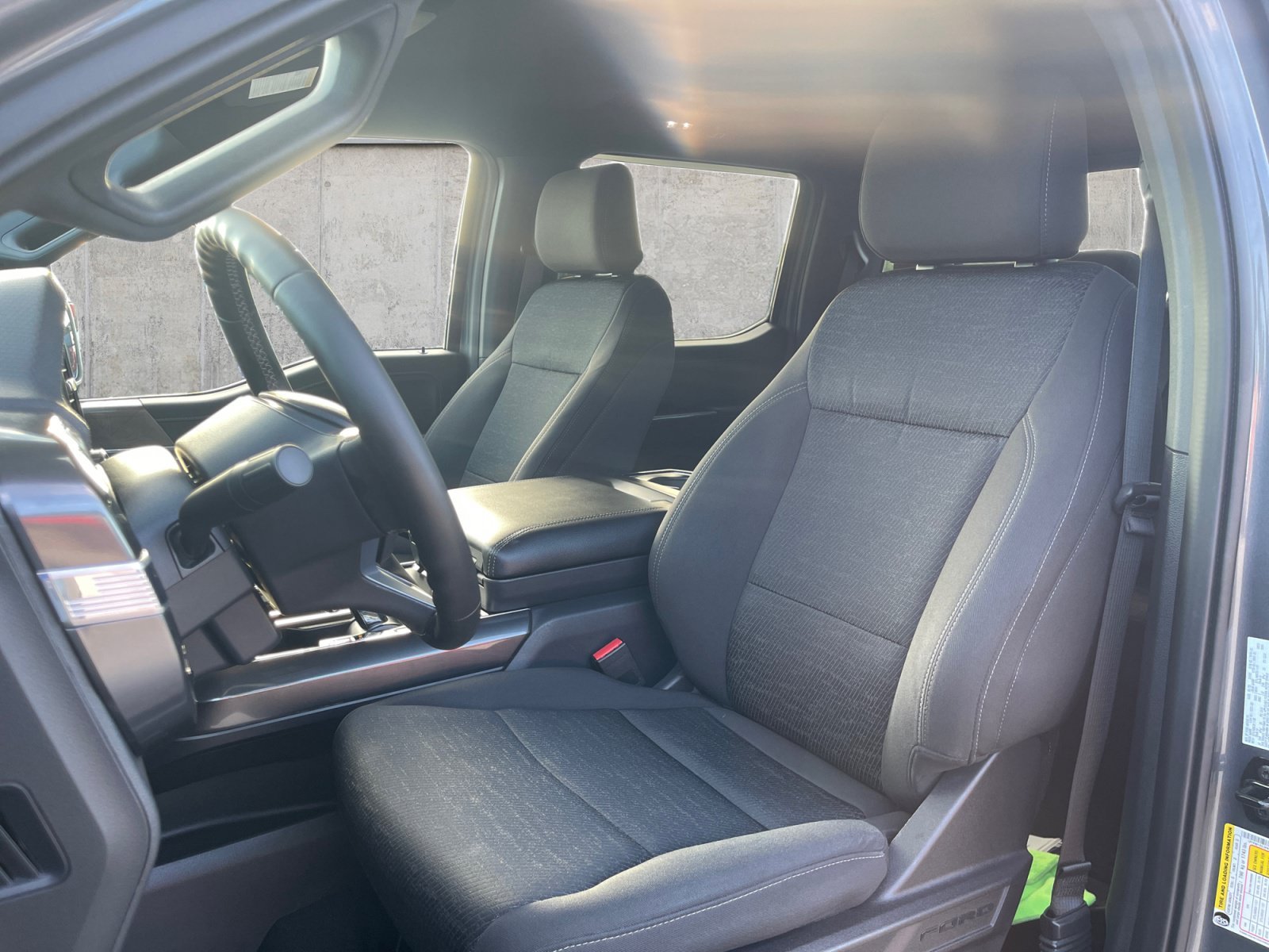Used 2023 Gray Metallic Ford XLT image 9