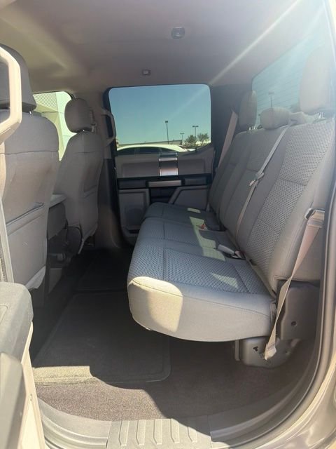 Used 2016 Magnetic Metallic Ford XLT image 12