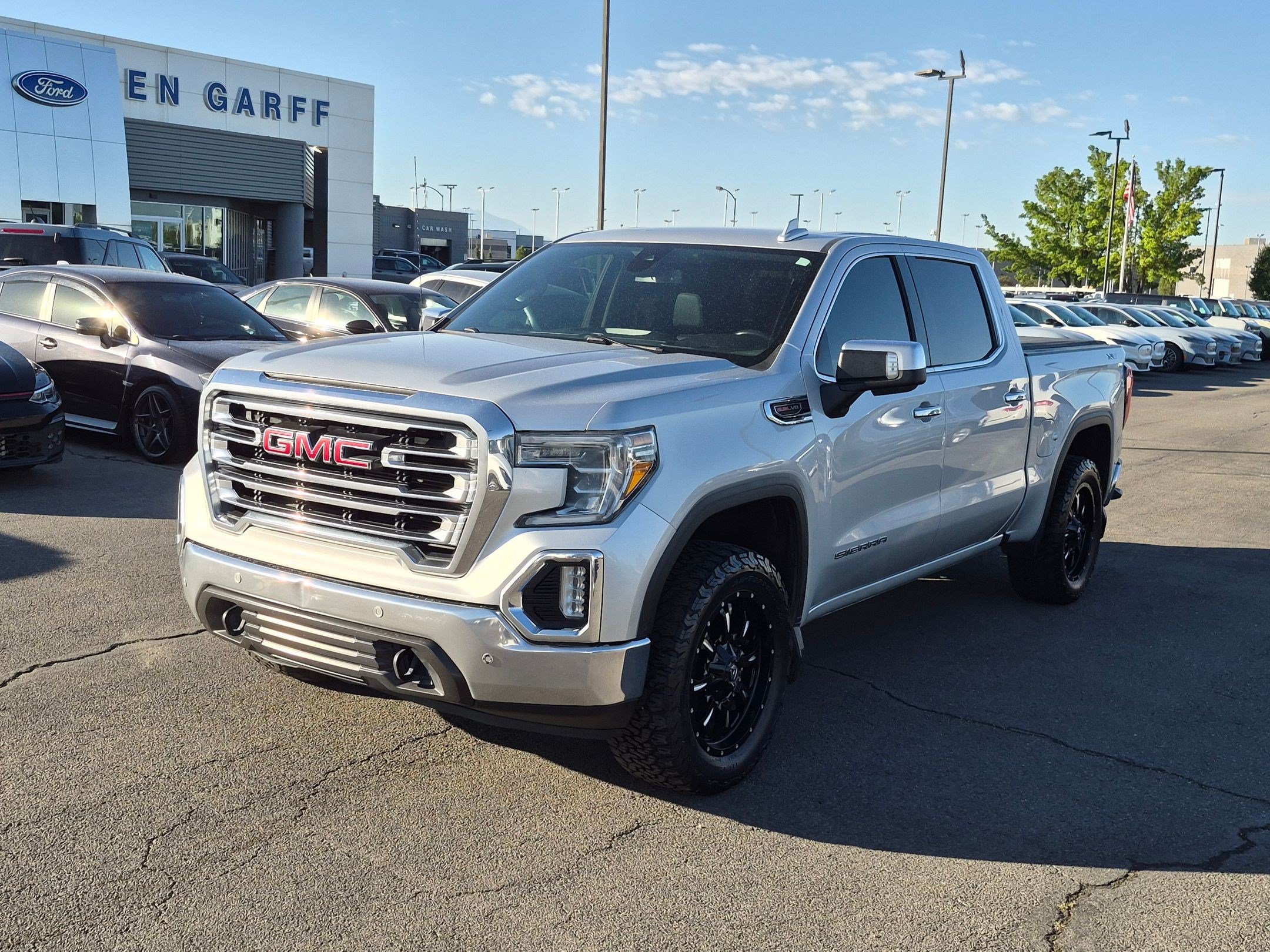Used 2019 Quicksilver Metallic GMC SLT image 8