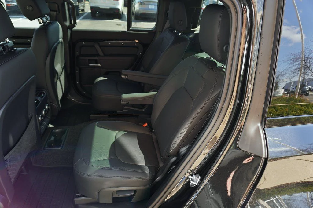 Used 2026 Black Land Rover S image 28