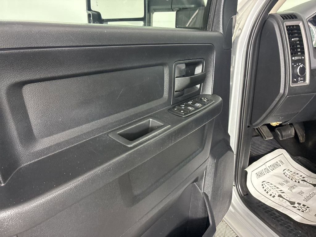2016 RAM Ram 1500 Pickup Tradesman - Photo 12