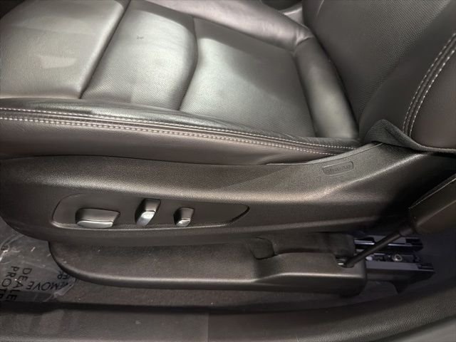 Used 2025 Stellar Black Metallic Cadillac Premium Luxury image 8